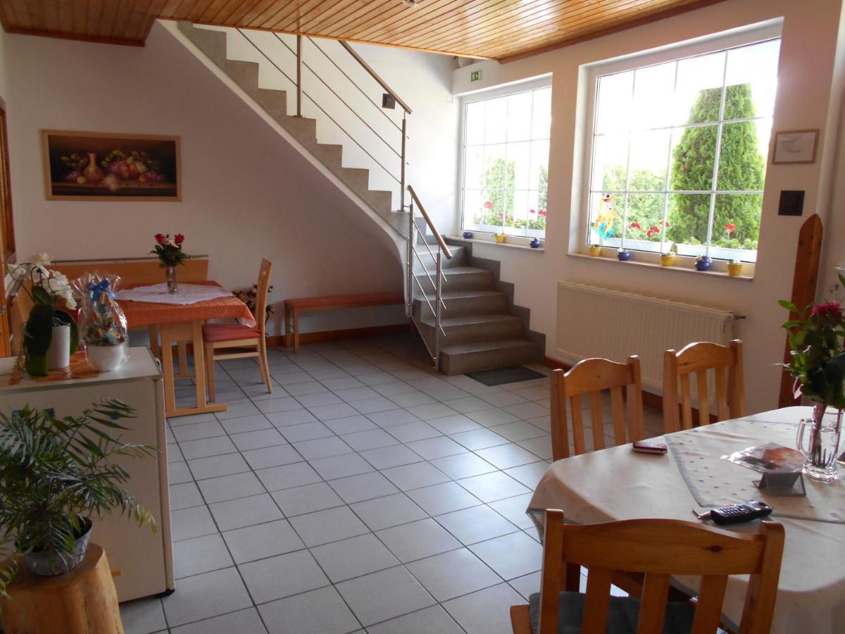 Bed and Breakfast Arpad Panzio Győr Exterior foto